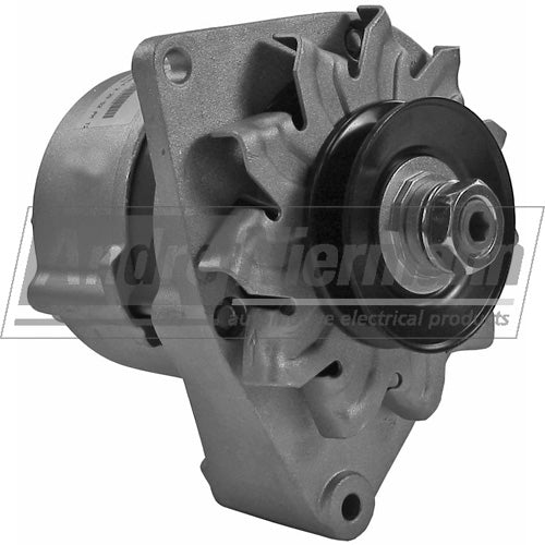 Lichtmaschine 02339526 Generator BOSCH/STEYR 12V 27Amp.